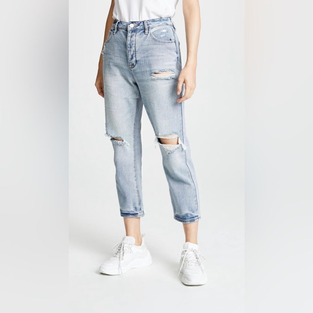 Kendall & Kylie light wash distressed “The Icon” high rise straight leg jeans